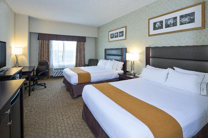 Holiday Inn Express Hotel & Suites Ottawa Airport By Ihg מראה חיצוני תמונה